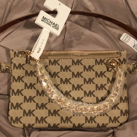MK Michael Kors Belt Bag - Picture 2 of 7